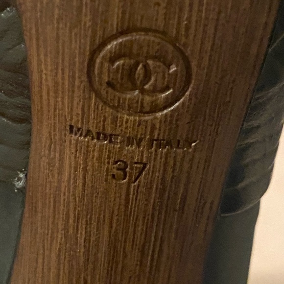 Authentic NIB CHANEL Knee High Tall Heeled Logo Boots 37 - Picture 11 of 15
